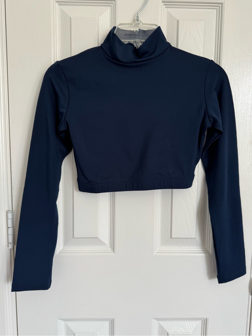 Women's Navy Cropped Mock Turtleneck Long-Sleeve Top